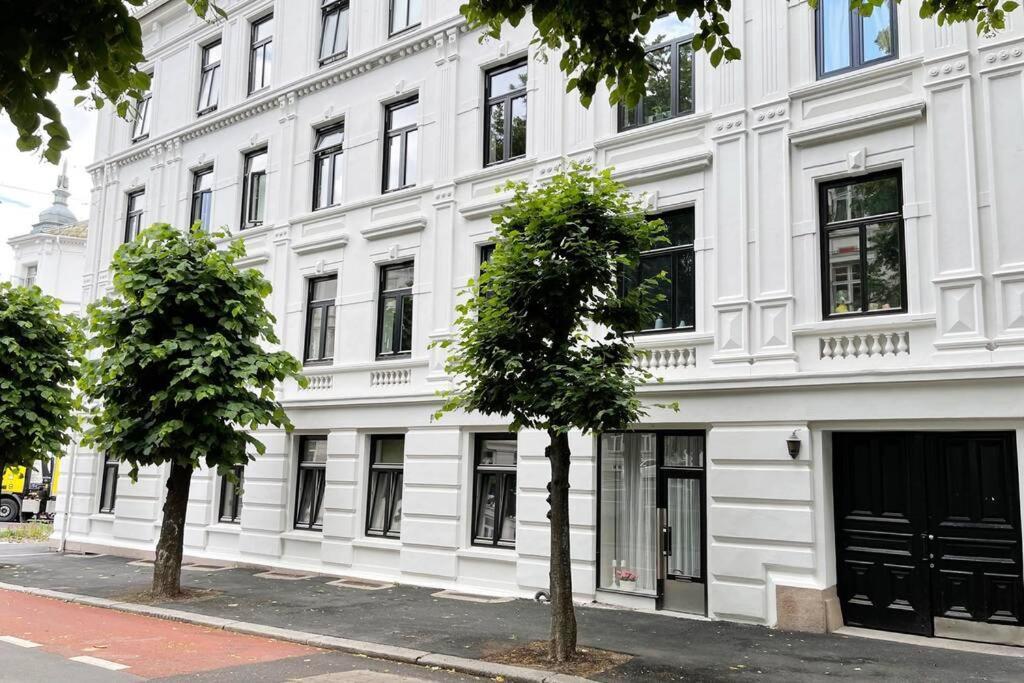 Nordic Host - Frogner - Well Appointed 2 Bedroom In Lovely West Side Neighborhood 오슬로 외부 사진